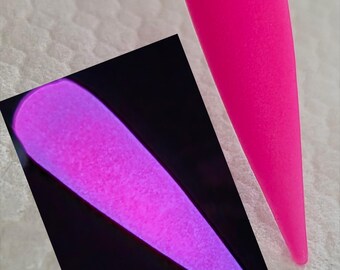 Berry Pink Acrylic, Dipping Powder: Glow in the Dark
