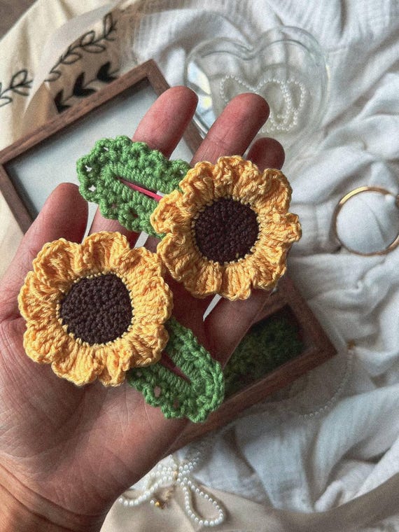 Sunflower Hair Clips, Boho Floral Barrettes, Crochet Set of  display picture 2