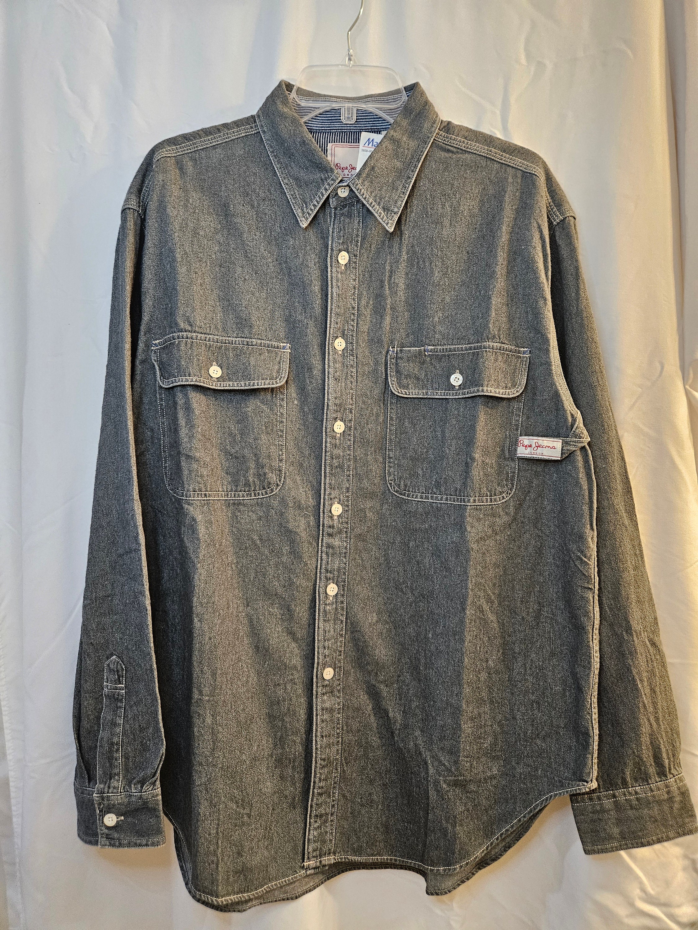 Classic Vintage Men's Dark Grey Denim Button-down by Pepe Jeans - New With  Tags, Never Worn - Etsy, image size:2250x3000