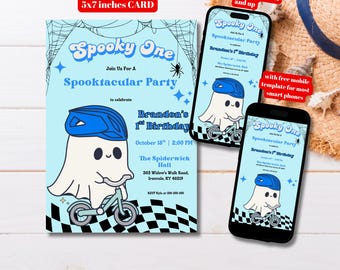 Może przedstawiać: Jasnoniebieska karta zaproszenia, 12,7 x 17,8 cm, z tekstem "Spooky One" i "Spooktacular Party". Przedstawia kreskówkowego ducha na rowerze i zawiera szczegóły wydarzenia. Pokazano również szablony telefonów komórkowych.