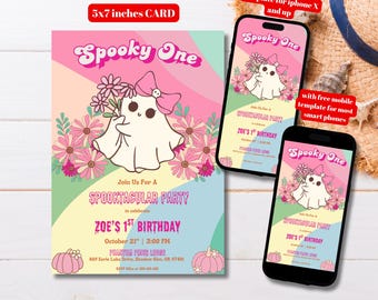 Peut inclure: Une carte d'invitation de 5x7 pouces (12,7 x 17,8 cm) sur le thème "Spooky One", avec un fantôme de dessin animé avec un nœud rose et des fleurs. La carte comprend les détails de la fête et est présentée avec des modèles de téléphones portables.