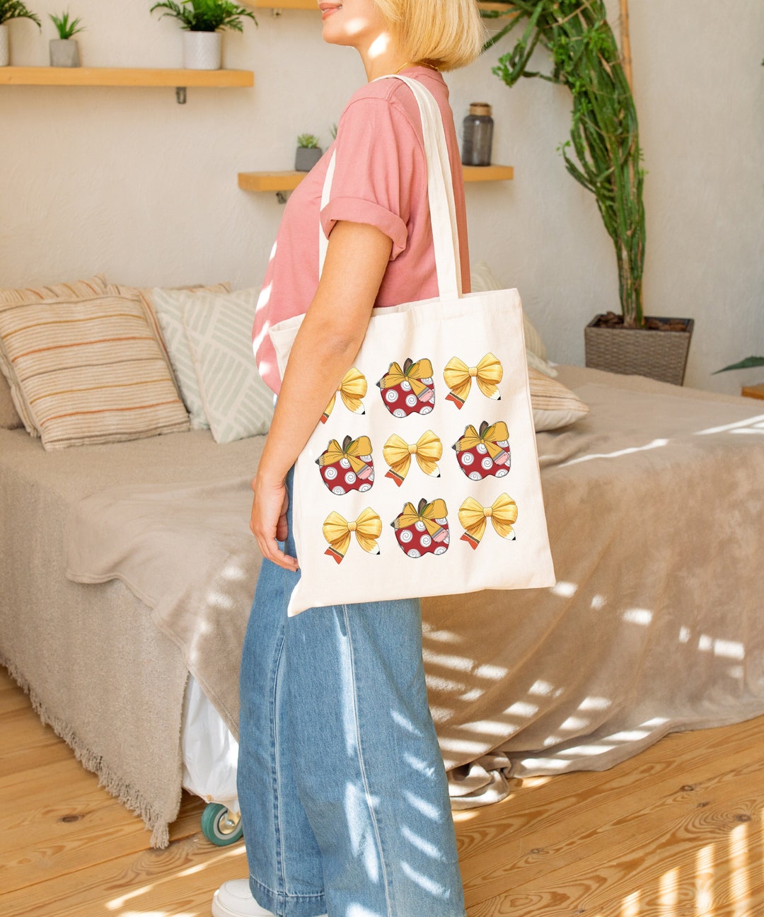 Back to School Teacher Tote Bag, Graphic Teacher Tote, Apple With Girly ...