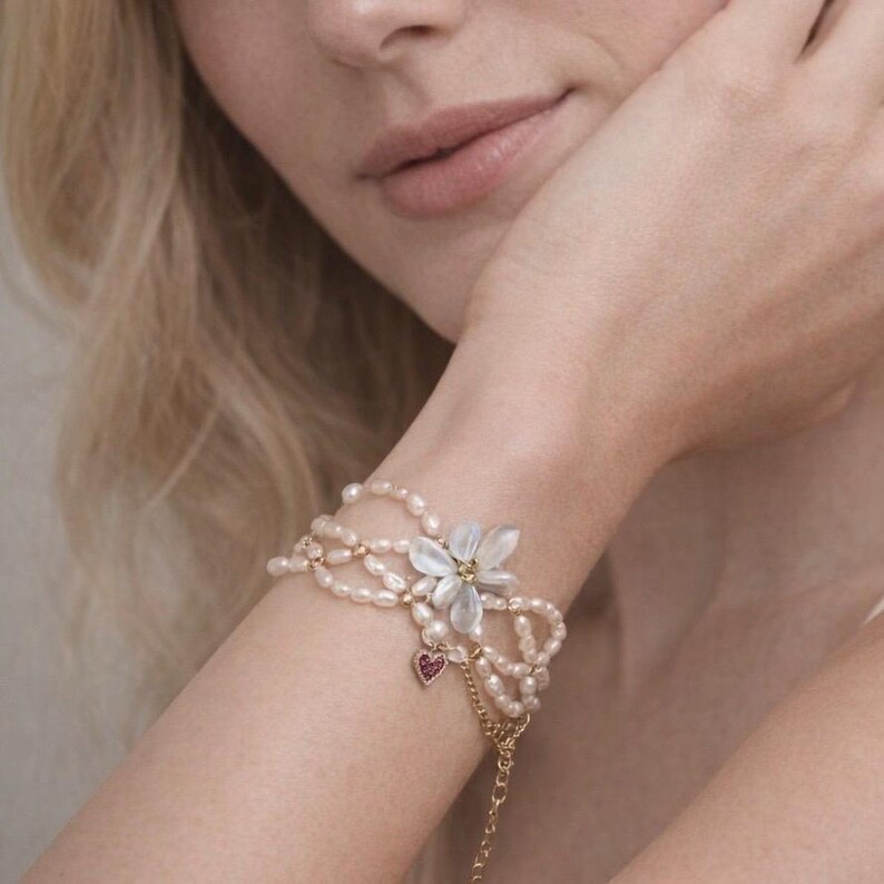 Preserved Pearl Corsage for Bridal, Boho Handwaved Floral Corsage Bracelet image 1
