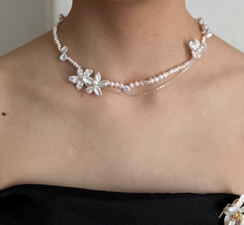 Elegant barockpärlhalsband i 925 sterlingsilver, brudpärlhalsband, barockblommahalsband, bröllopssmycken, pärlhalsband bild 9