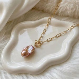 大きなパープルバロックパールネックレス、大胆なゴールドチェーンステートメントネックレス、OOAK淡水パールジュエリー 画像 9