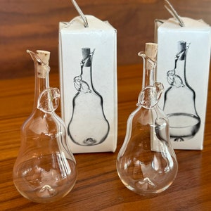 Hand blown mini pear glass bottle with cork, Glasi Hergiswil, Swiss made
