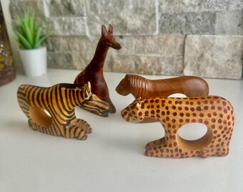 Vintage Wood Hand-carved African Safari Napkin Rings,  Set of 4 Napkin Holders, Zebra, Giraffe, Lion, Cheetah