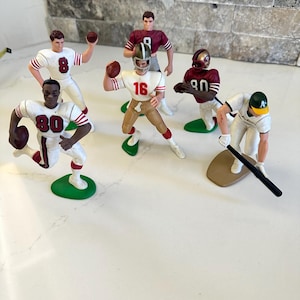 Vintage “Starting LineUp” by Kenner Sports figures Joe Montana S. Young J. Rice San Francisco 49ers B. Grieve A’s NFL collectables Set of 6