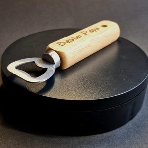 Bottle opener - wooden handle - cap lifter - with engraving &quot;Best Dad&quot;