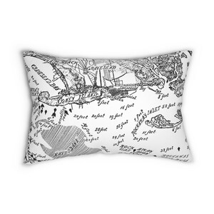 Antique Map 02 - gesponnenes Polyester-Lendenkissen