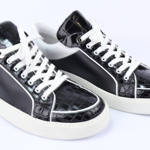 Luxurious Alligator Leather Sneakers with Vibram Sole and Nappa Lining