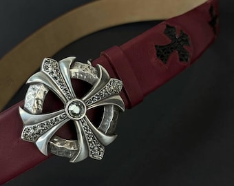 Double-layer nappa leather belt with genuine alligator leather inserts.