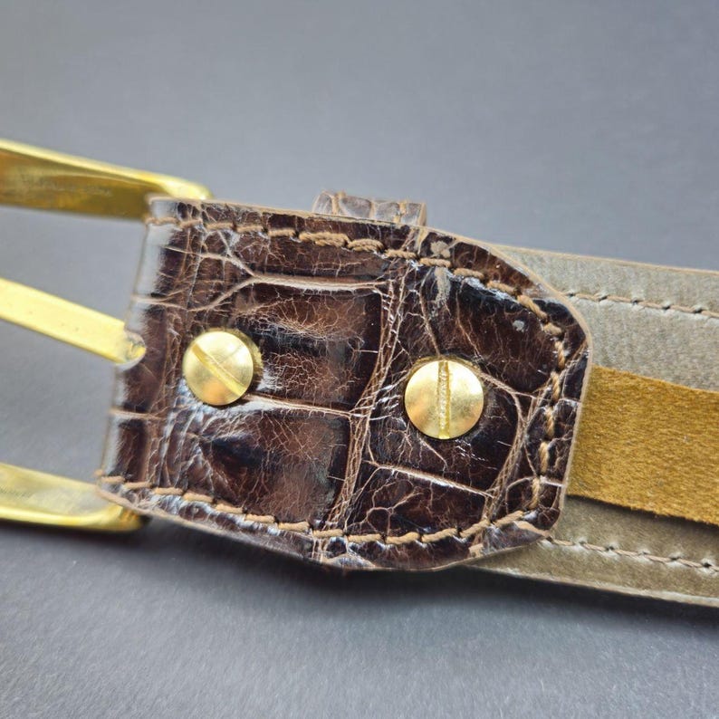 Brauner Pythonledergürtel mit Alligatorlederdetails, Unisex-Bund, luxuriöser Gürtel aus exotischem Leder mit Messingbeschlägen, handgefertigtes Geschenk Bild 3