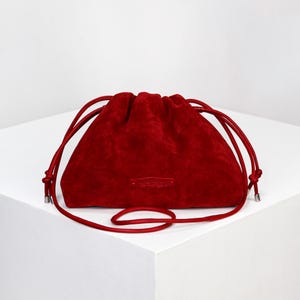 Genuine Nappa Leather Drawstring Pouch Bag, Luxury Red Velvet Suede Crossbody Handbag for Women, Soft Leather Shoulder Purse Black White Red