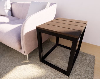 Step By Step DIY Side Table Building Plans