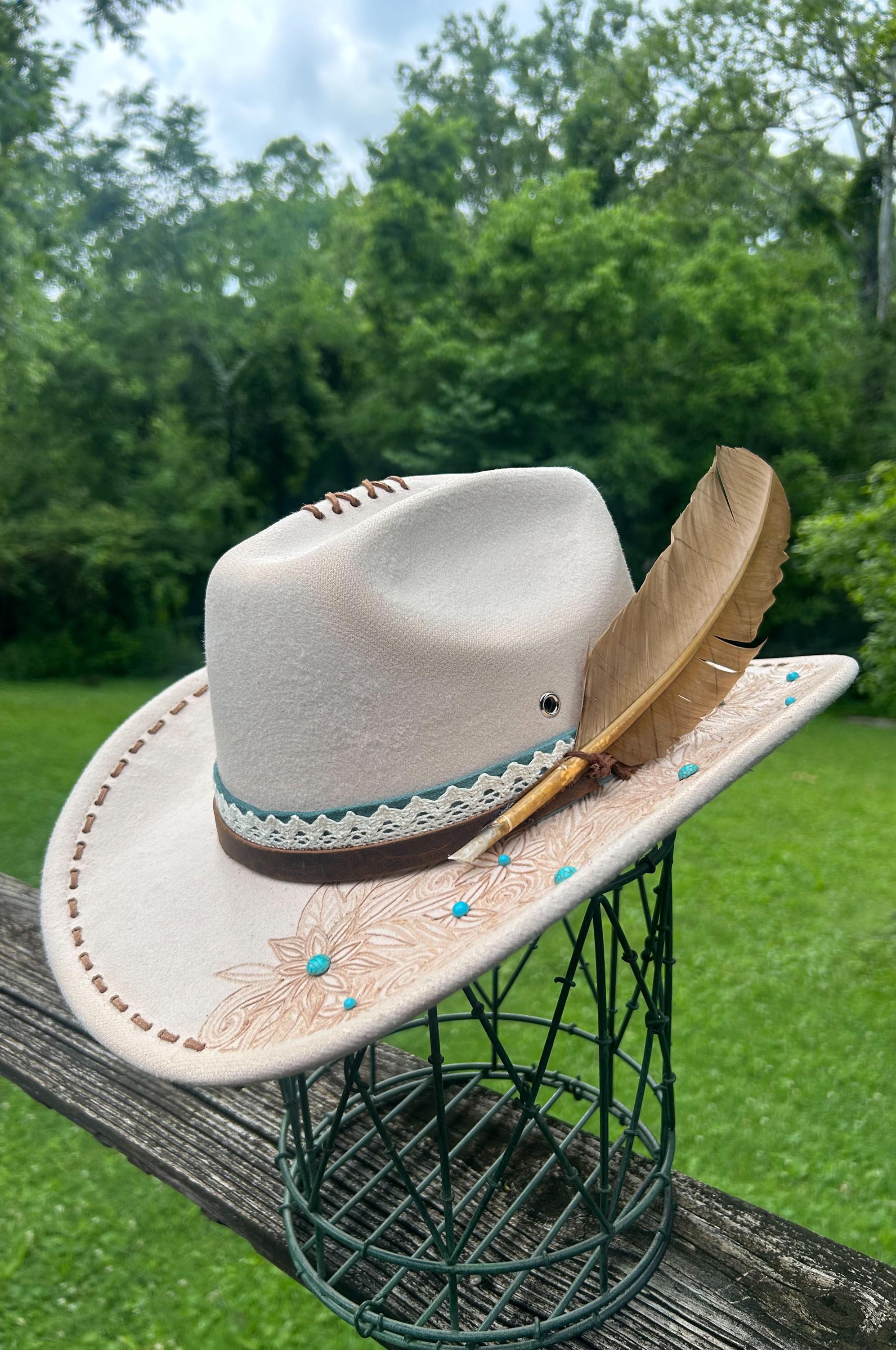 Custom Cream Cowboy Hat With Turquoise Accents. Adjustable  display picture 2