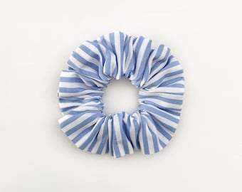 Mini scrunchie in blue and white striped cotton poplin, small scrunchie carefully hand-sewn, 100% cotton