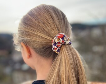 Mini scrunchie in Liberty of London betsy autumn dream fabric, small scrunchie carefully hand-sewn, 100% cotton