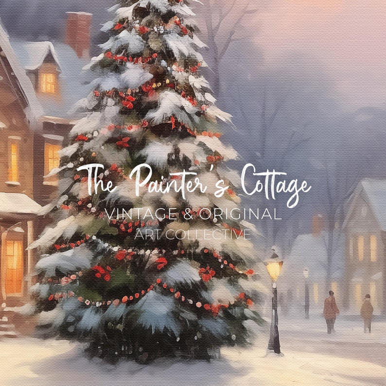 Puede incluir: Una escena de invierno nevada con un gran &aacute;rbol de Navidad decorado en primer plano. El &aacute;rbol est&aacute; adornado con adornos rojos y blancos y luces. El texto "The Painter's Cottage Vintage & Original Art Collective" se muestra en la imagen.