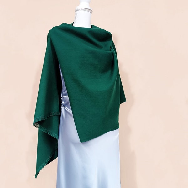 shawl for emerald green dress