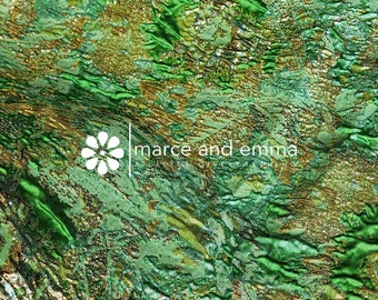 Green Brocade Fabric Metallic Crinkle Jacquard for Dress Floral Pattern Fabric for Costume Sewing Fabric by the Yard Couture Jacquard Fabric