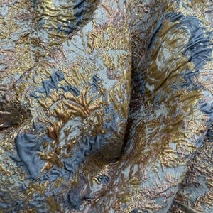 Blue Brocade Fabric Metallic Crinkle Jacquard for Dress Floral Pattern Fabric by the Yard for Sewing Blue Couture Jacquard Fabric for Gown