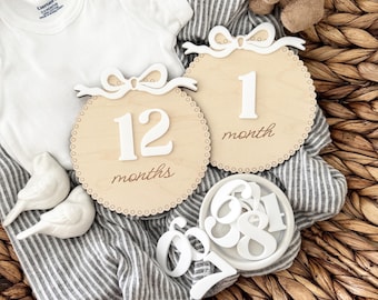 3D Monthly Milestone Discs for Baby Photos, Engraved Wood Monthly Milestone Markers, Baby Bow Milestone Cards, Personalized Baby Sign