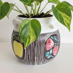Vaso in ceramica svedese Upsala-Ekeby / Vaso con decorazioni a rilievo di Mari Simmulson / Gres scandinavo di metà secolo / Grande contenitore decorativo anni '60