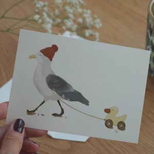 Postkarte Möwe spaziert mit Ente A6 | maritime Geburtstagskarte Kinder Postkarte Meer Postkarte Freunde Postkarte zur Geburt Grußkarte Meer