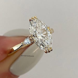 3.4CT Marquise Cut Lab Grown Diamond Engagement Ring with Side Stones Pear 14K Yellow Gold Solitaire Elegant Marquise Diamond Ring for Women