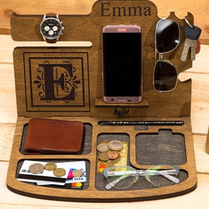 Estación de acoplamiento para teléfono de madera, soporte para billetera, organizador de relojes, regalo para esposo, regalo de aniversario, regalo de cumpleaños para papá, regalo de Navidad para hombres, día del padre