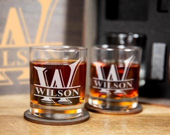 Personalized Whiskey Glass Set: Engraved Glasses with Wooden Box, Customizable Corporate gifts