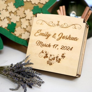 Shamrock Drop Box Guest Book: Green Irish Wedding Clover Keepsake, Saint Patrick's Day Guestbook Bild 5