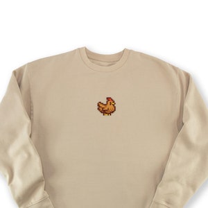 Stardew Valley Chicken Pixel Art Sweatshirt - Pixel Art, Retro Gaming Fashion, Gamer Gift, Gaming-Themed Apparel, Unisex Ultra Soft Sweater