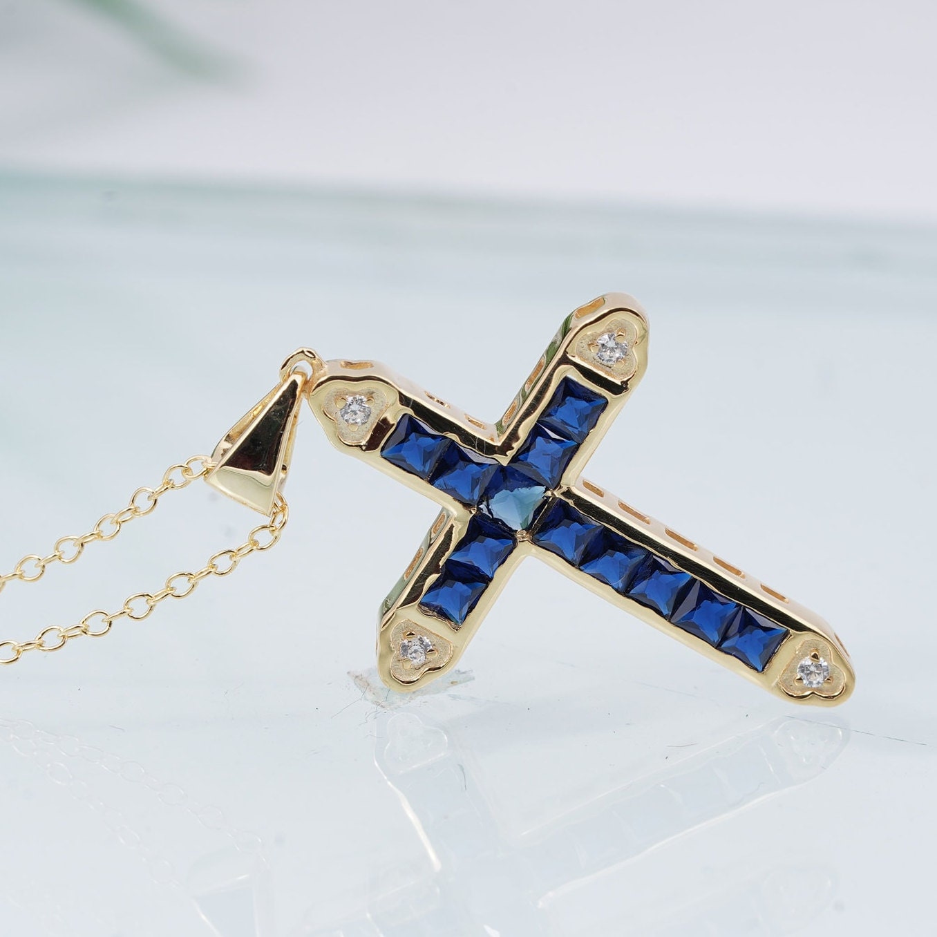 Croix Ancienne En Argent Massif Avec Véritable Saphir Bleu - Pendentif Vintage - Occasion