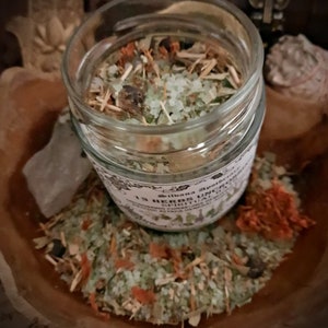 13 UNCROSSING SALT HERBS to remove curses, evil energies, hexes and hexes image 4