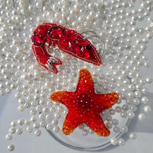 Rhinestone brooch shrimp hand embroidery_Shrimp lobster pin_Beaded shrimp_Shrimp beaded brooch pin_embroidered jewelry_Handcraft Bead Shrimp