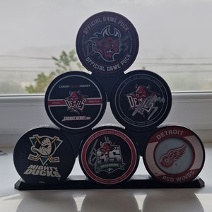 Hockey Puck Display Stand 6