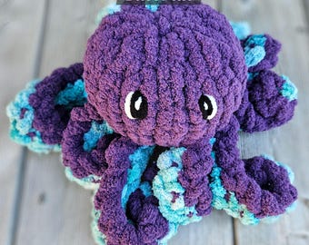Finger-Knit Octopus Tutorial