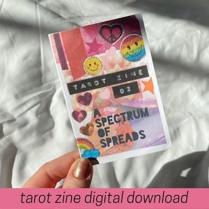 Tarot-spreads voor trots! Zes inspirerende lezingen in een zelfafdrukbaar zine (pdf)