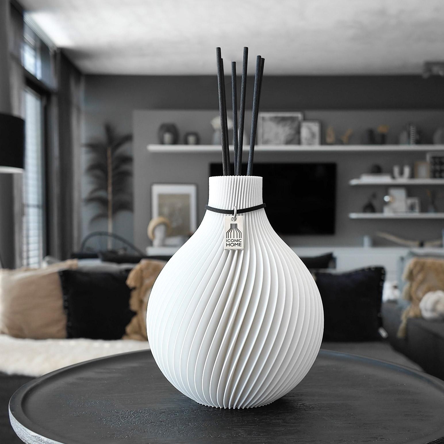 Raumduft Design Duftvase Sphere von ICONIC HOME mit 7 Duftstäbchen und 100ml Premium Duft SIGNATURE | Lufterfrischer | Einweihungsgeschenk