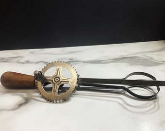 vintage hand mixer, hand mixer, home decor, kitchen and dining, cookware, home and living, mixers and whisks, gift