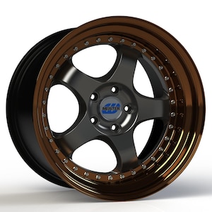 Può includere: Un cerchio in lega nero e bronzo con un design a cinque razze. Il cerchio ha un bordo esterno bronzo con un barilotto interno nero. Il tappo centrale presenta la scritta "MEISTER" in blu. Questo cerchio è progettato per uso automobilistico.