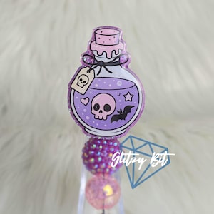 Porta credenciales retráctil para poción gótica, poción de bruja, veneno, Halloween / RN NP Enfermera Maestra Rayos X Técnico Radiólogo Porta credenciales retráctil