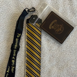 Portavaritas estilo mago HP con cordón, porta credencial y portatarjetas de Hogwarts
