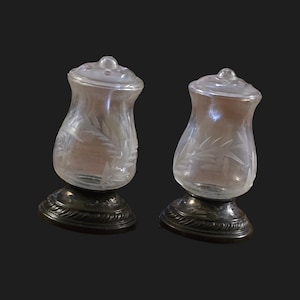 LAMPES OURAGAN Salière et poivrière en verre vintage 2 3/4"
