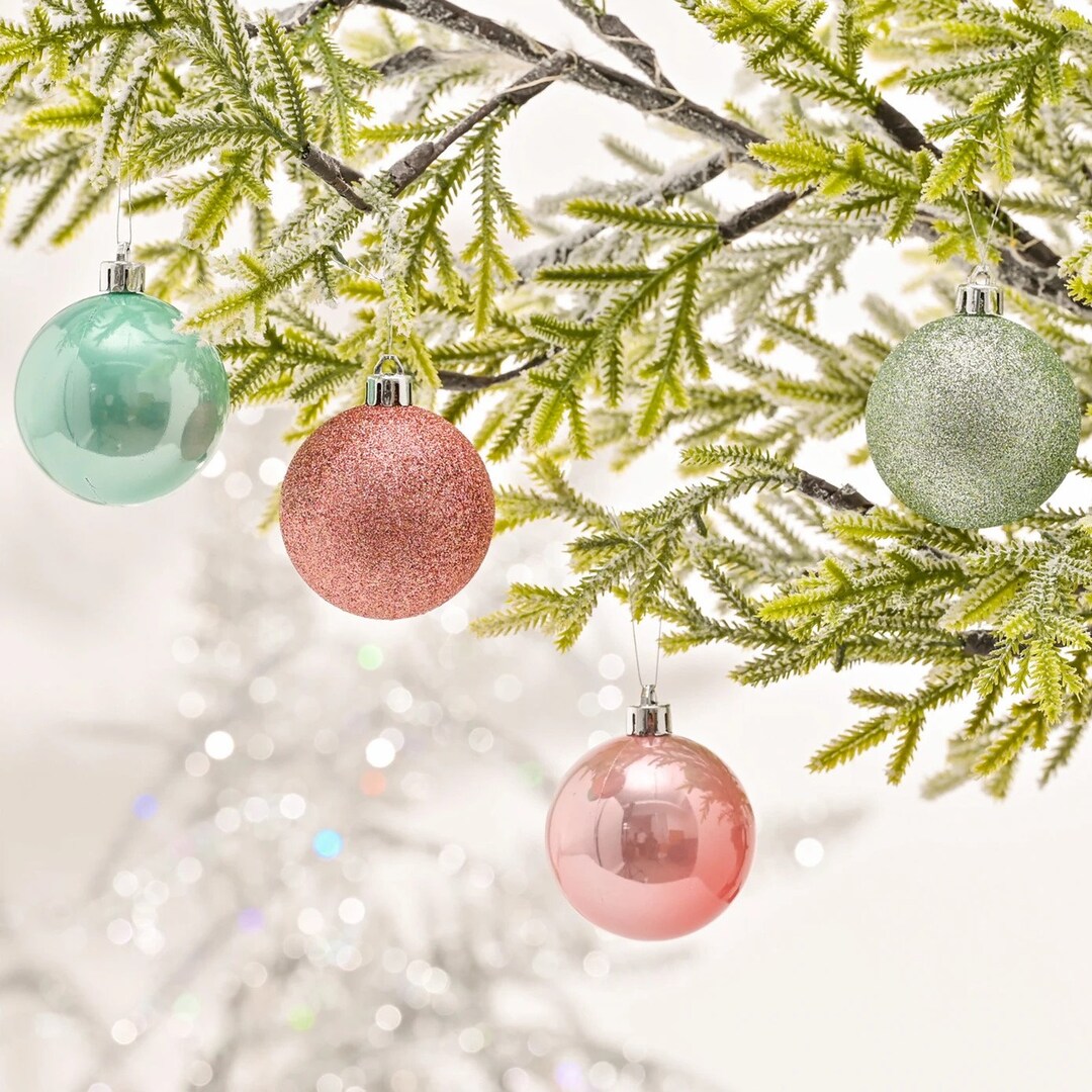 Minty christmas ornament