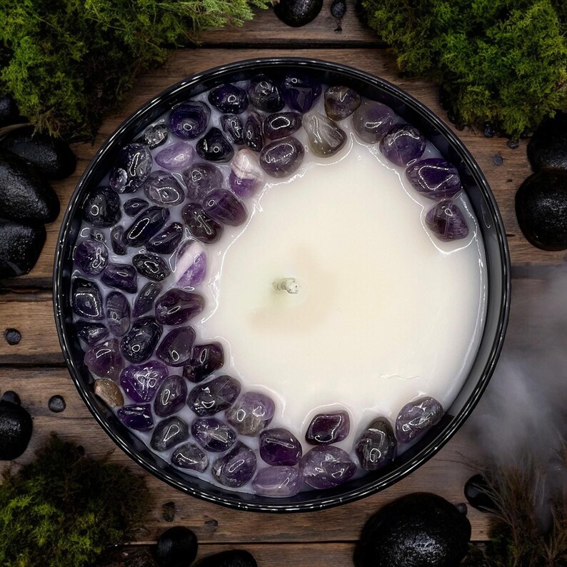 Third-Eye Chakra Crystal-Enhanced Candle - Thumbnail 2