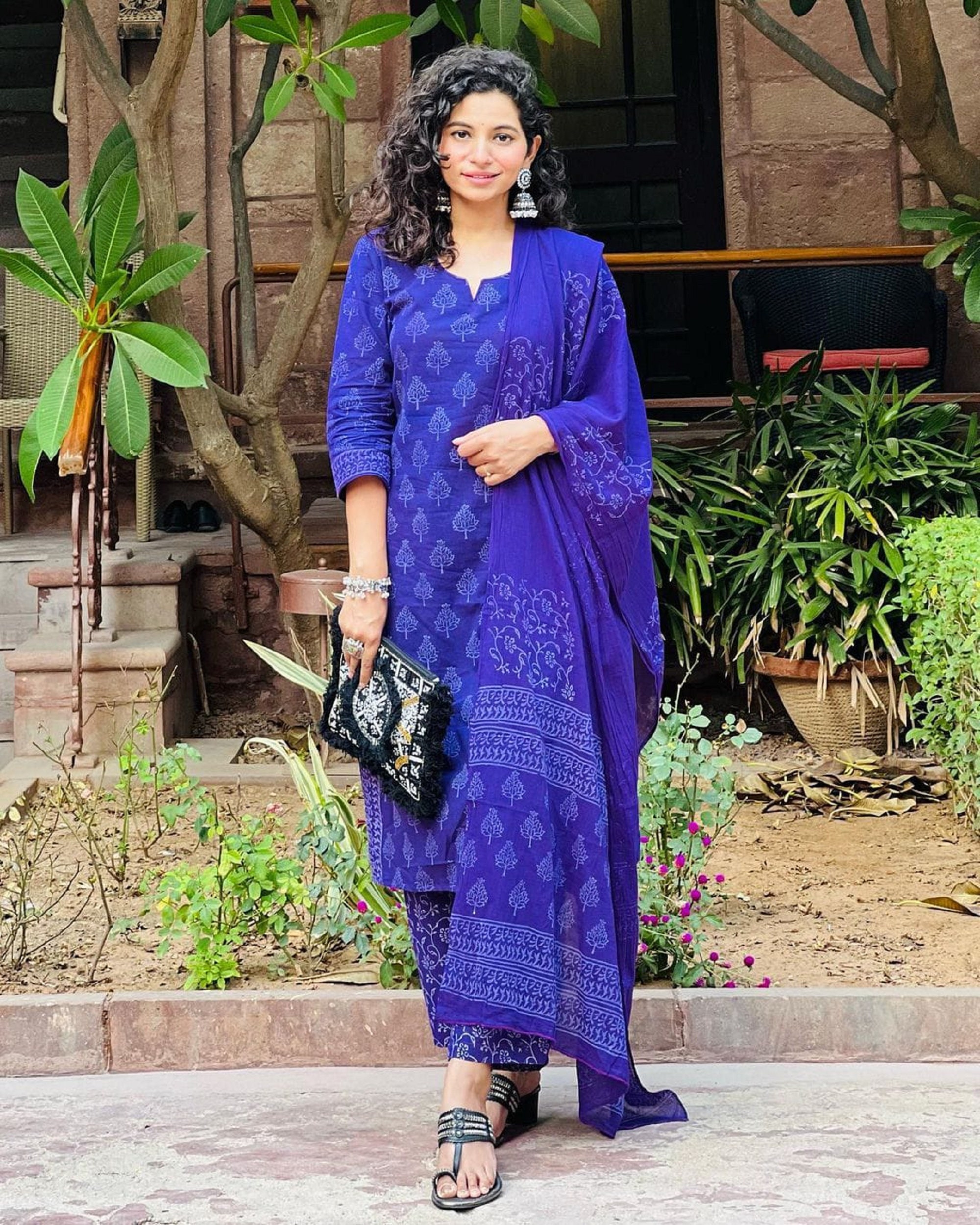 Buy Vishudh Navy Blue Embroidered Velvet Kurta With Trouser And Dupatta for  Women Online at Rs.1359 - Ketch