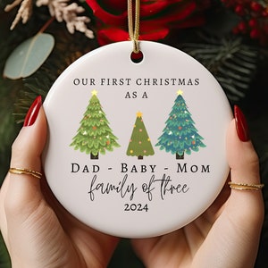 Köpfige Familie Ornament, erste Weihnachten Familie von drei, Babys 1. Weihnachten Ornament, personalisierte Ornament, personalisierte Familien Ornament